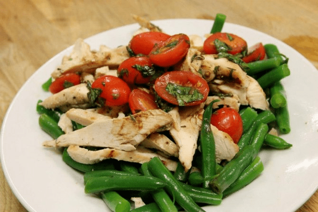 пилећа салата на протеинској дијети